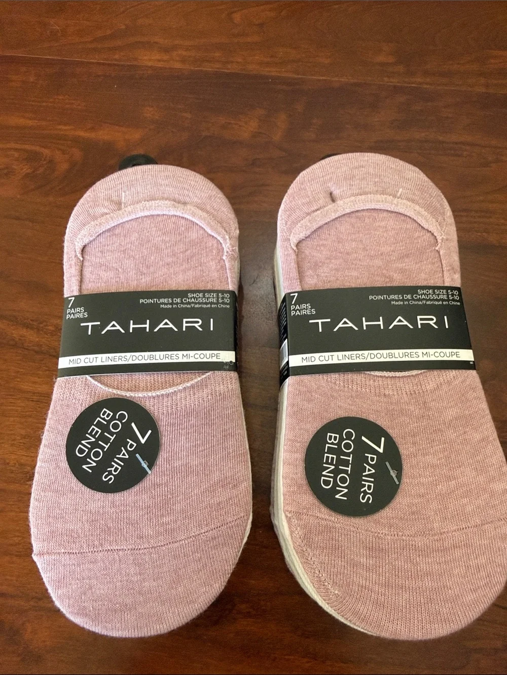 Tahari women’s packs